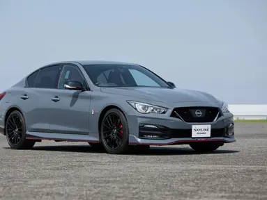 Nissan Skyline Nismo diluncurkan untuk menjadi sebuah sedan yang nyaman digunakan sehari-hari, praktis, namun dengan tenaga buas. Mobil ini hanya akan dijual untuk pasar Jepang dengan jumlah hanya 1.000 unit saja. (Source: Nissan)