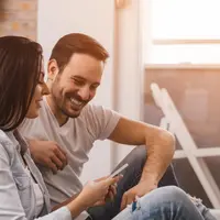 Ilustrasi Pria yang Sedang Berbohong Credit: freepik.com