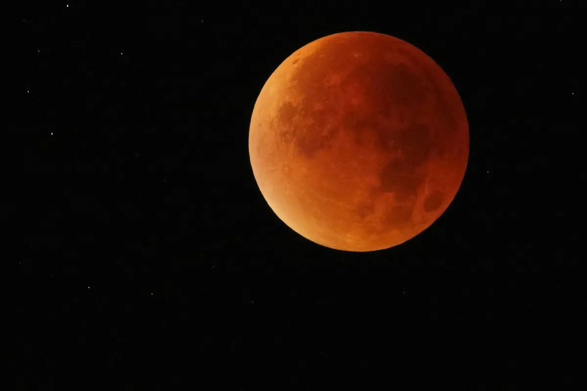 [Bintang] Fakta Gerhana Bulan Total yang Terjadi Pada 31 Januari 2018