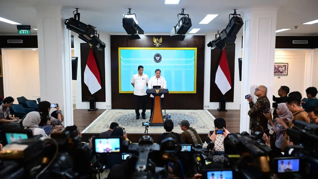 Konfrensi pengumuman paket ekonomi tahun 2025