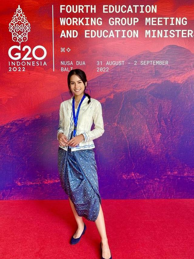 Tampil Berkebaya, Ini 7 Potret Maudy Ayunda Jadi Jubir KTT G20 yang Tuai Pujian