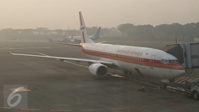 20151026-Kabut Asap Mulai Masuki Bandara Soekarno-Hatta