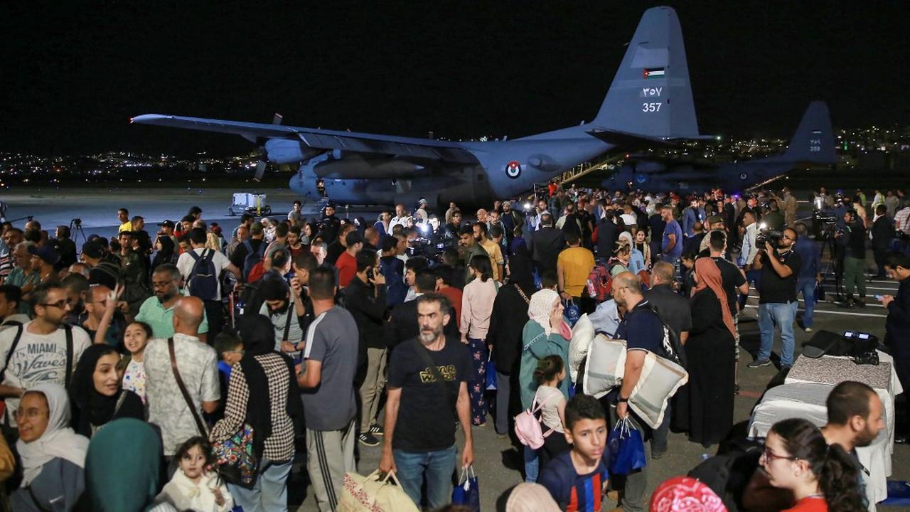 Sudan Memanas, Negara-Negara Asing Bergegas Evakuasi Warganya