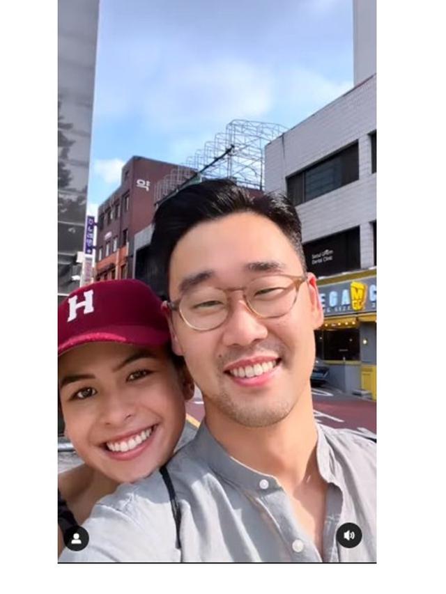 9 Potret Maudy Ayunda Mudik ke Korea Selatan Bareng Suami, Curi Perhatian