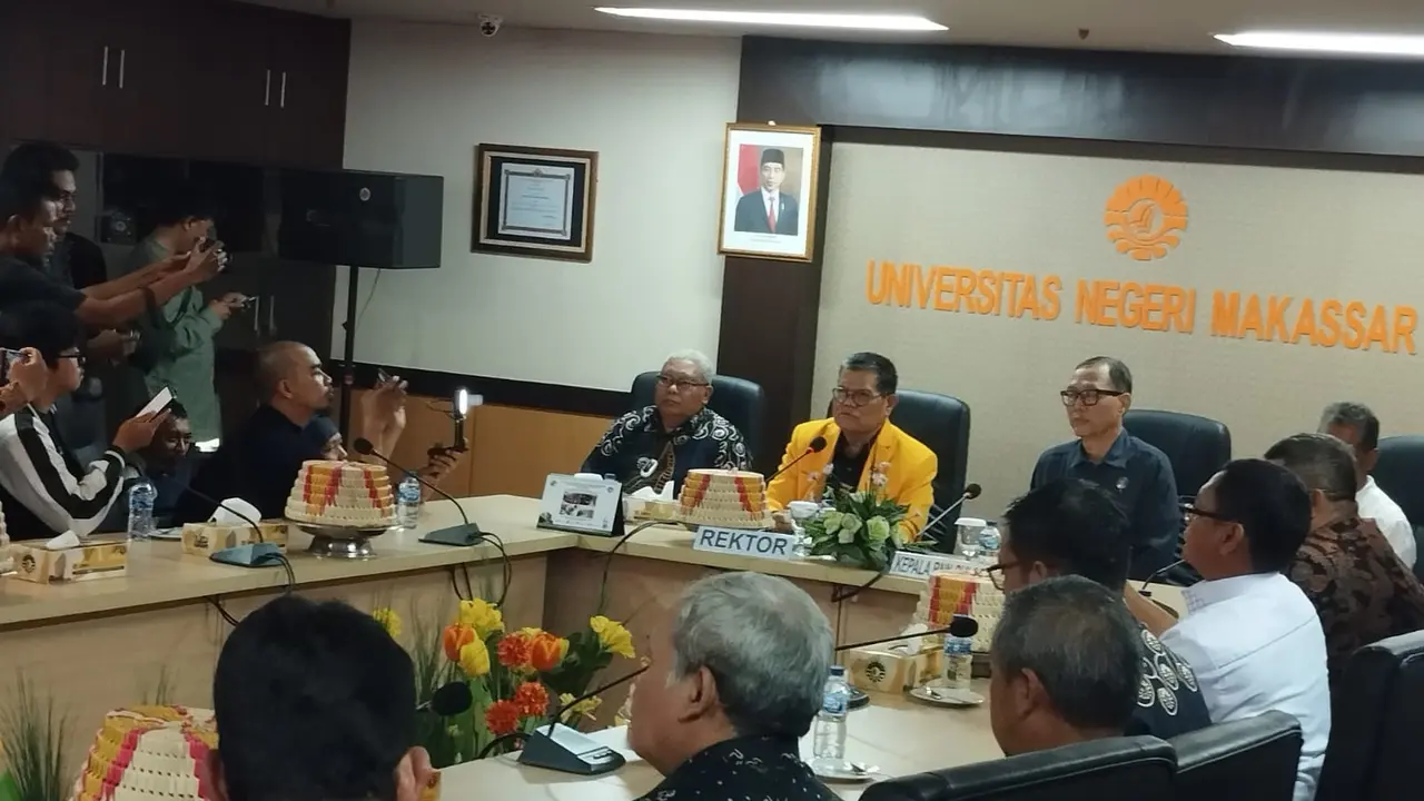 Rektor Universitas Negeri Makassar (UNM) Prof Husain Syam.(Liputan6.com/Ahmad Yusran)