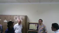 Rizal Ramli Kunjungi PDS HB Jassin, di Taman Ismail Marzuki, Jalan Cikini Raya, Menteng, Jakarta Pusat, Jumat (26/8/2016).. (Nanda Perdana Putra/Liputan6.com)