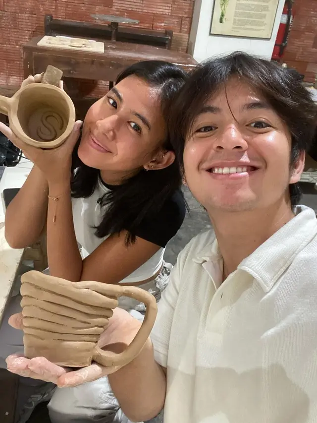 Angga Yunanda rayakan ultah ke-23 bersama Shenina Cinnamon (Foto: instagram angga)