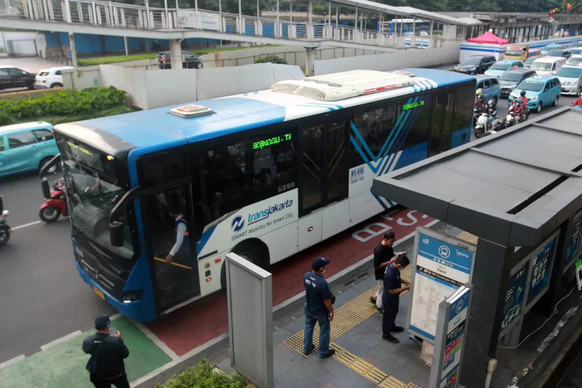 Revitalisasi Halte TransJakarta