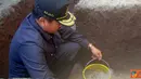 Citizen6, Ponorogo: Kajati Jatim melakukan peletakan batu pertama pembangunan balai pengobatan. (Pengirim: Aprilia)