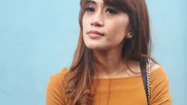 Nia April, wanita yang mengaku istri sah Pablo Benua (Foto: Zulfa Ayu Sundari)