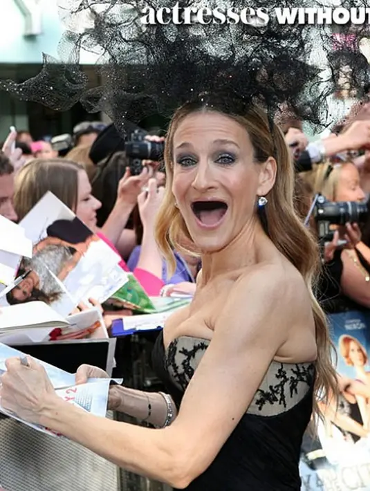 Aktris Sarah Jessica Parker mulai menanjak karirnya di dunia akting saat berperan sebagai Carrie Bradshaw di serial TV HBO, Sex and the City. (Instagram@actresseswithoutteeth)