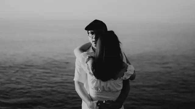Segera Menikah, Ini 6 Potret Romantis Prewedding Pamela Bowie dan Kekasih