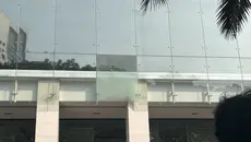 Kaca Kantor BGN Tiba-Tiba Pecah, Tim Inafis Cek Lokasi