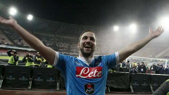 20 Gol Hebat Higuain Top Skorer Napoli dan Serie A Italia