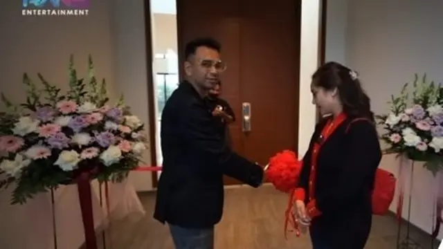 Raffi Ahmad dan Nagita Slavina (YouTube/Rans Entertainment)