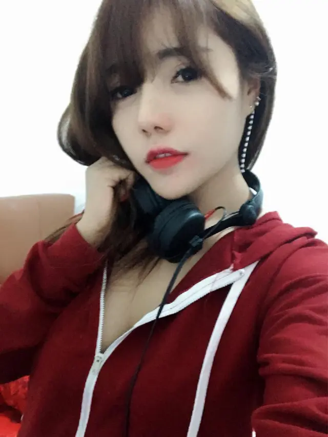 Beby Shu (Instagram/ beby_shu_ - https://www.instagram.com/p/BrAdROqHKwG/)