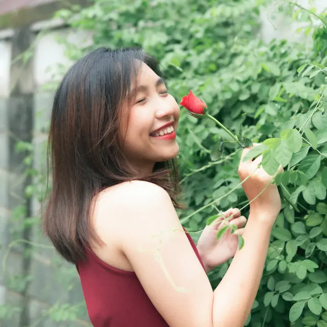 5 Zodiak paling sombong dan suka pamer, bisa jadi bentuk pede yang berlebihan