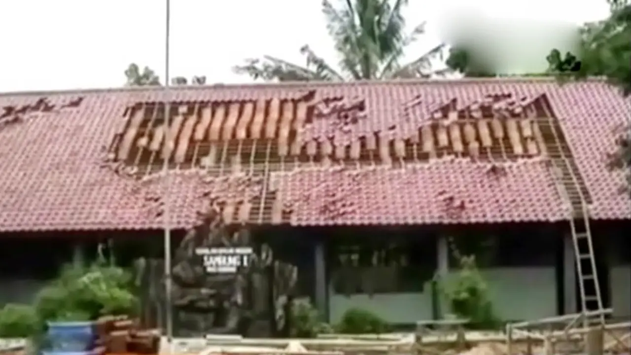 (lip6 Siang) Puting Beliung