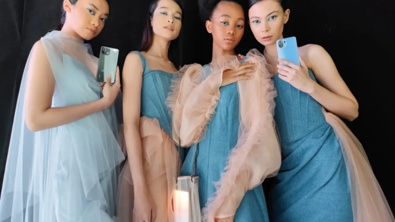 4 Hal yang Jadi Pertimbangan Perempuan saat Mencari Smartphone