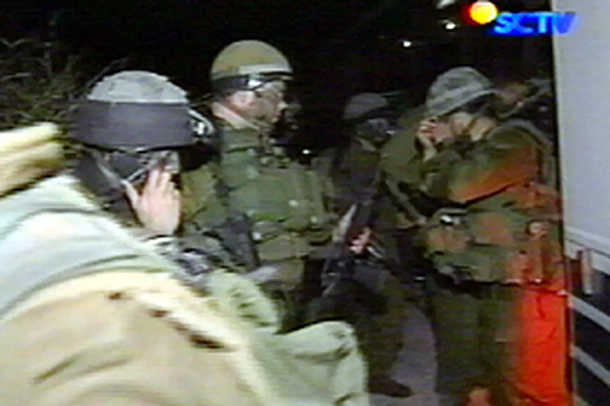 010806abreak_lnisrael.jpg