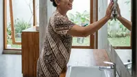 13 Kebiasaan 5 Menit yang Bikin Rumah Sempit Tetap Bersih, Trik Hemat Waktu dan Tenaga