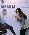 Isyana Sarasvati hadiri konser Rio Febrian 'Love 15 Rio Febrian: Romantic Concert'. (Galih W. Satria/Bintang.com)
