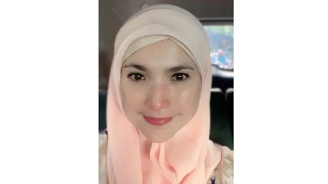 6 Potret Nunu Datau Tampil Berhijab, Pemeran Tante Tiara di Anak Band