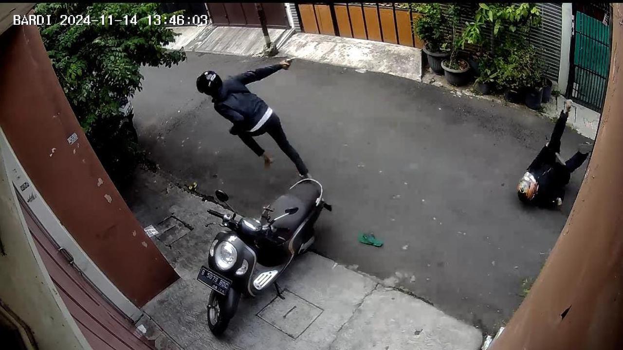 Gagalkan Curanmor di Rumah Warga, Polisi di Cengkareng Tersungkur Ditembak Pelaku