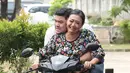 Walaupun telah menjalani penanganan medis, namun anak kedua Asri Welas, Rayyan Gibran Ridha Rahardja masih terus dipantau perkembangannya oleh tim medis. (Bambang E. Ros/Bintang.com)