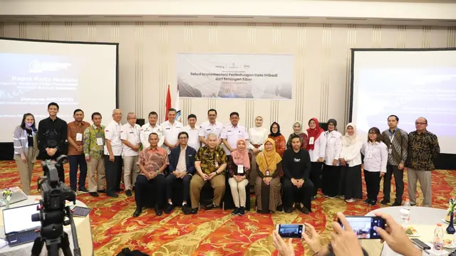 Diskusi Panel Rakernas ASKOMPSI 2024 Bahas Keterpaduan Layanan Digital Nasional hingga Keamanan Siber