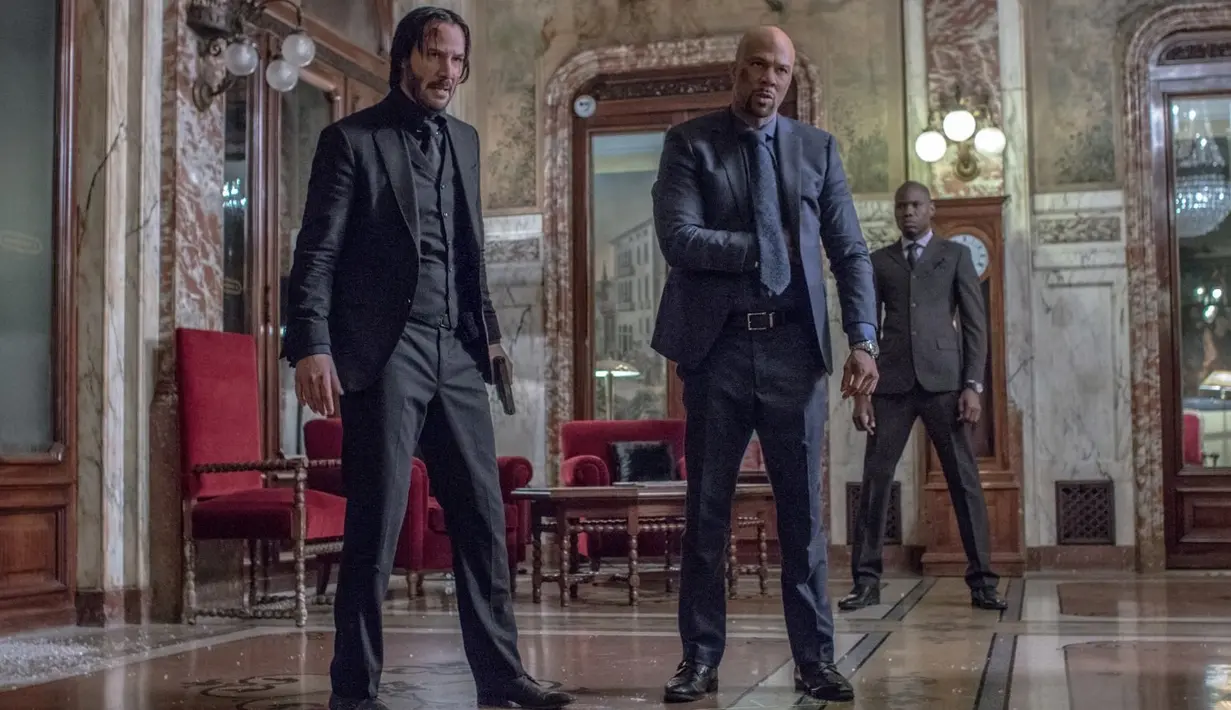 Selain Keanu Reeves, Laurence Fishburne, Ruby Rosem Common dan Ian McShane pun dikabarkan akan kembali di John Wick: Chapter 3. (GQ)