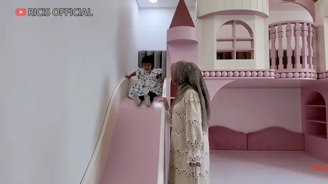 Potret Kamar Tidur Moana Anak Ria Ricis