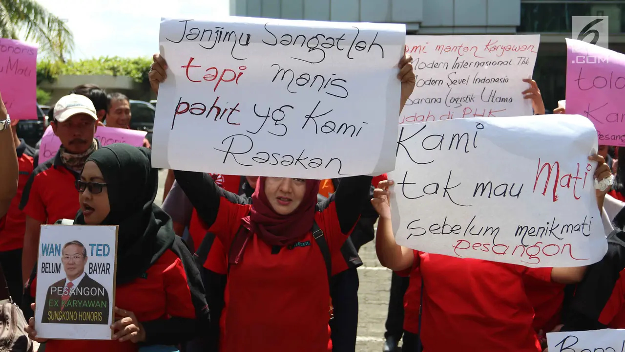 Tuntut Pesangon, Mantan Karyawan 7-Eleven Kembali Demo