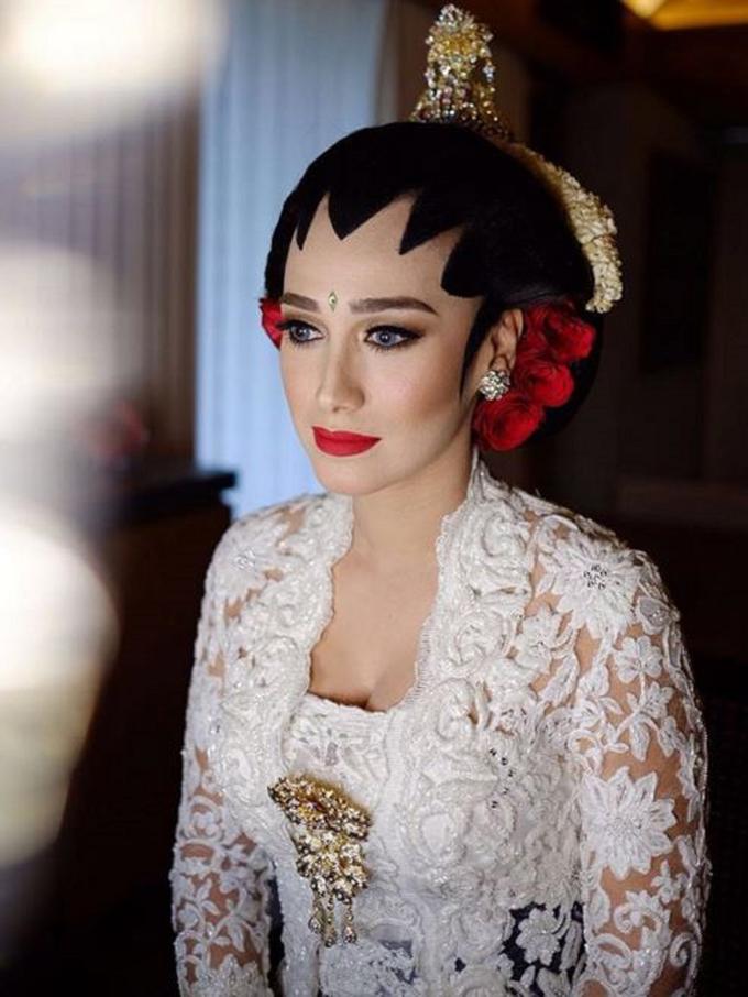 Setelah Menikah, Alexandra Gottardo Pandai Berbahasa Jawa - News