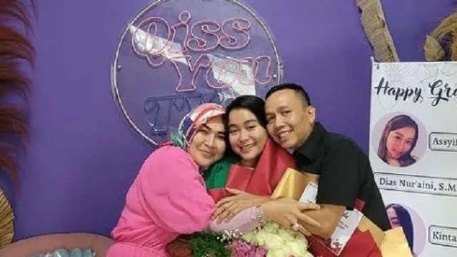 Ayu Ting Ting (Foto: Instagram/@mom_ayuting92_)