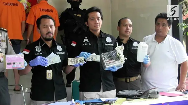 VIDEO: Waspada Penipuan Dolar Palsu Jelang Lebaran