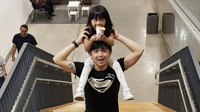 [Bintang] Nicky Tirta