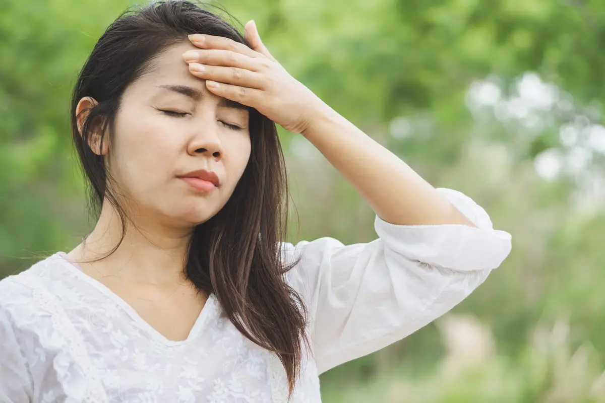 perempuan sakit pusing