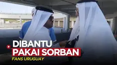 Berita video momen sejumlah fans dibantu dipasangi sorban jelang laga Grup H Piala Dunia 2022, Timnas Uruguay kontra Timnas Korea Selatan, Kamis (24/11/2022) malam hari WIB.