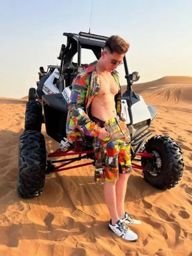 Verrel Bramasta kerap pamer perut sixpack (Instagram/bramastavrl)