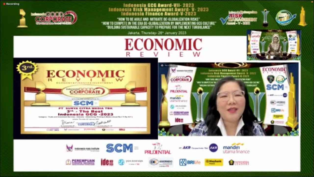 PT Surya Citra Media Tbk (SCMA) menerima penghargaan dari Economic Review pada Kamis, (26/1/2023). (Foto: tangkapan layar/Pipit I.R)