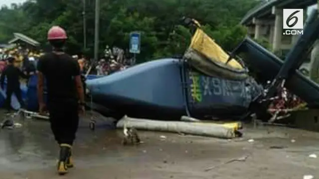 Sebuah helikopter jatuh di kawasan industri Sulawesi Tengah.