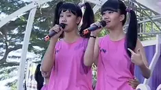 Swittins membawakan lagu Swittins dalam acara inBox SCTV (20/04/2014).
