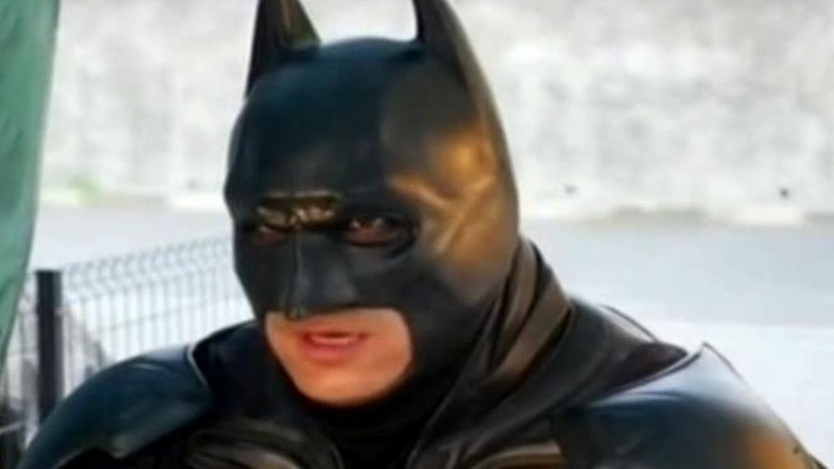 Chibatman Batman Asal Jepang Pembuat Warga Tersenyum Global 