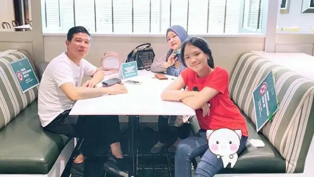 Jarang Terekspos, Ini 6 Potret Kebersamaan Andika Mahesa dan Putri Sulungnya