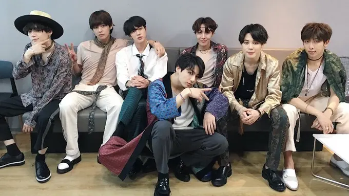 [Bintang] Dapat Ucapan Selamat dari Presiden Korea Selatan, Ini Reaksi BTS