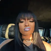 Fenomena Pool Lips pertama kali ramai dibicarakan di TikTok dan Instagram. [@theestallion].