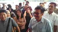 Gubernur DKI Jakarta Djarot Saiful Hidayat mengunjungi Monas, Jumat (30/6/2017). (Liputan6.com/Rezki Apriliya Iskandar)