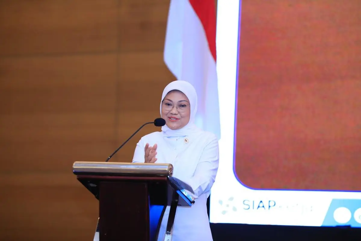 Menteri Ketenagakerjaan Ida Fauziyah. Upah Minimum Provinsi atau UMP 2024 dipastikan naik.