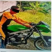 Bisa jadi, ini adalah salah satu cewek paling nekat di 2017. (Foto: Instagram)